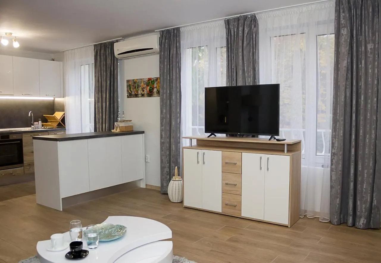 Bright & Spacious 2Bd Apartment In The Top Center Varna Bulgaria