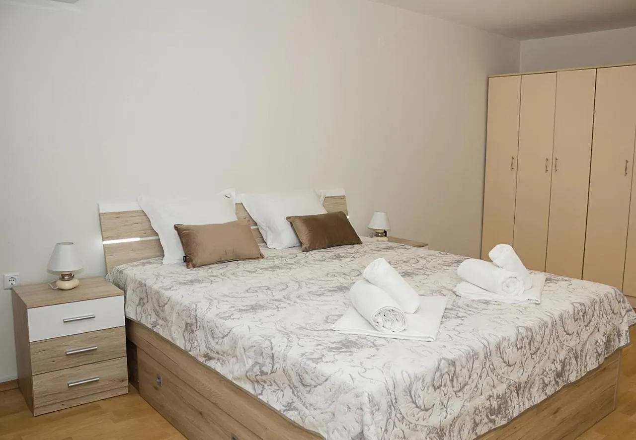 Bright & Spacious 2Bd Apartment In The Top Center Varna